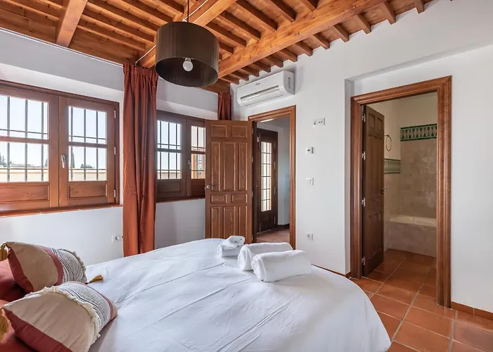 Chezmoihomes Luxury Sacromonte Holiday home