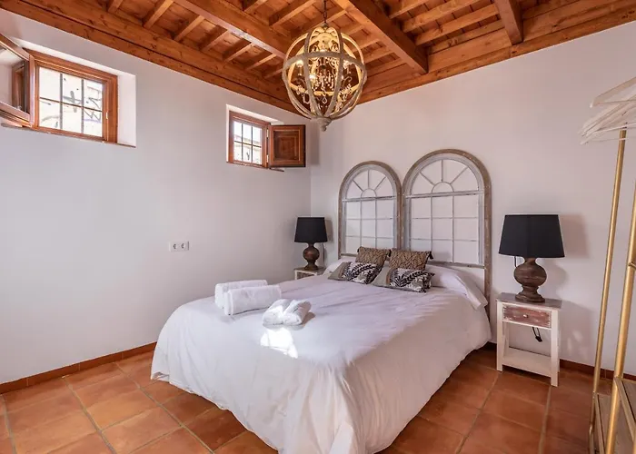 Chezmoihomes Luxury Sacromonte Holiday home Granada