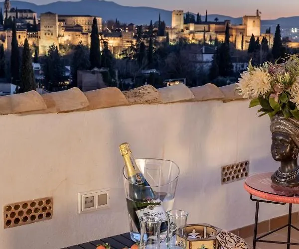 Chezmoihomes Luxury Sacromonte *